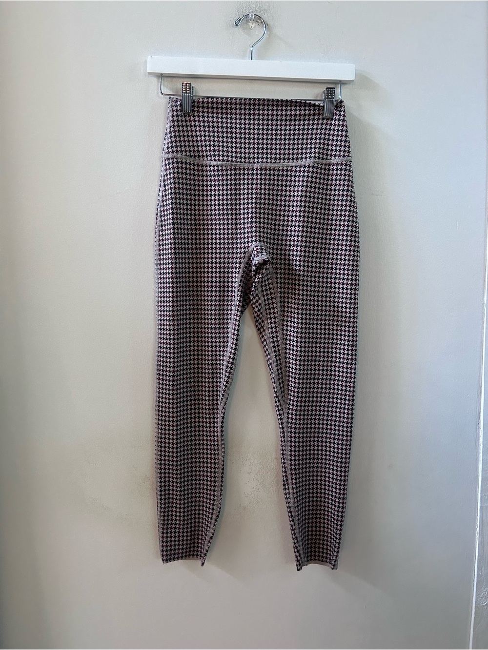 Abercrombie YPB curve love houndstooth leggings new with tags - Picture 2 of 5